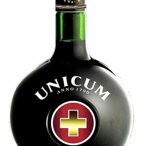 Amaro Unicum alle erbe