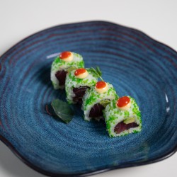 URAMAKI SPICY MAGURO*